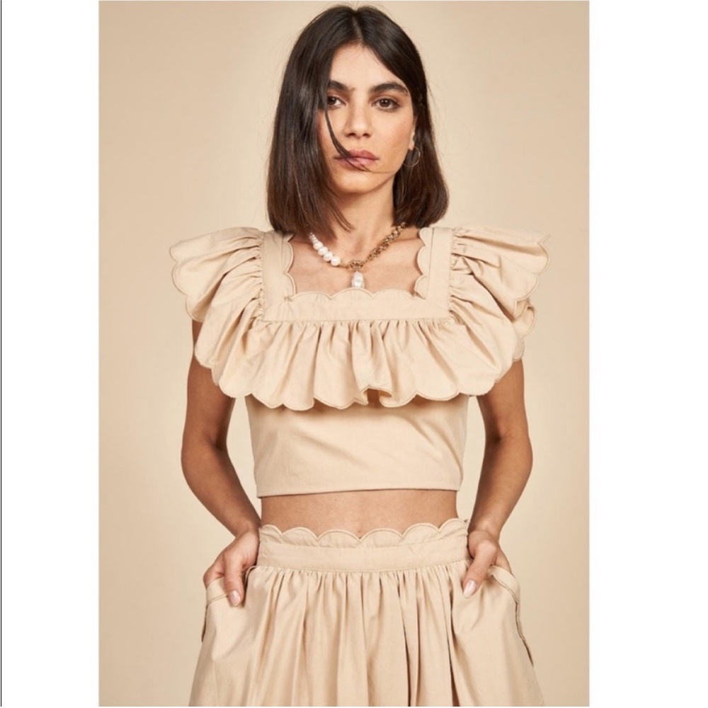 Hunter Bell Kate Beige Khaki Ruffle Crop Top - Picture 4 of 13